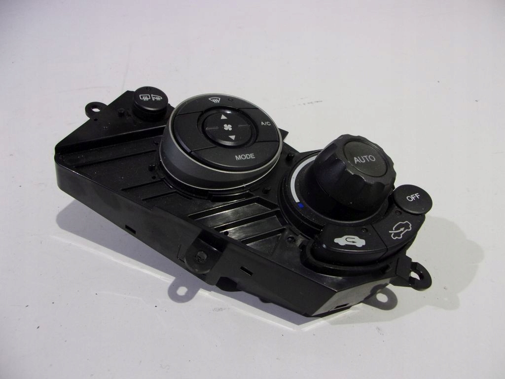 фото №1, Honda civic viii 5d hb панель обдув