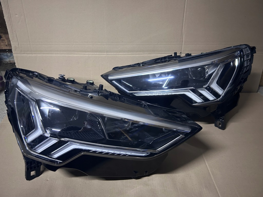 Купити Фара ліва правий audi q3 83a full led комплект європа