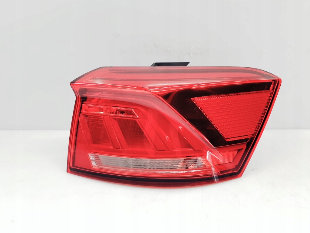 фото №10, Vw t-roc лампа задня led ory europa