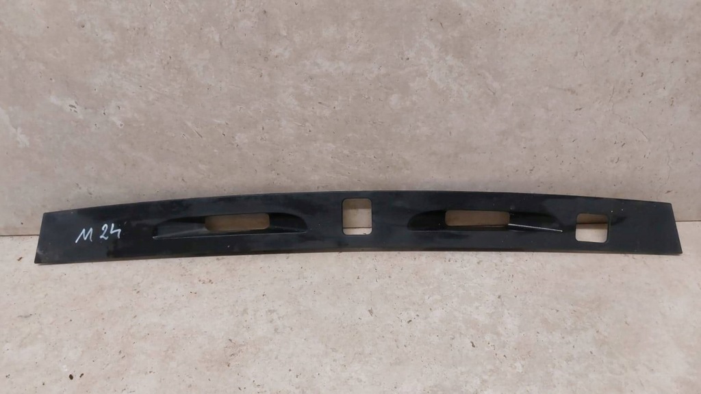 фото №1, Toyota corolla e21 sedan молдинг багажника 76827-02090