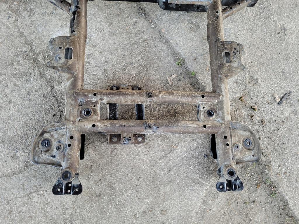 Подрамник byd atto 3 3 с Разборки