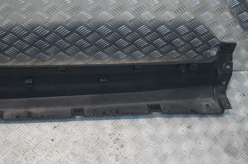 фото №12, Maserati levante молдинг порог правая