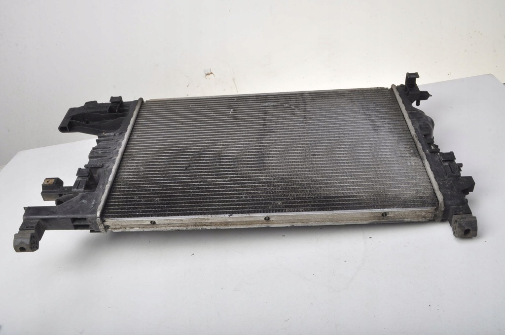 Opel astra j iv 1.3 cdti радиатор воды 13267655 Недорого