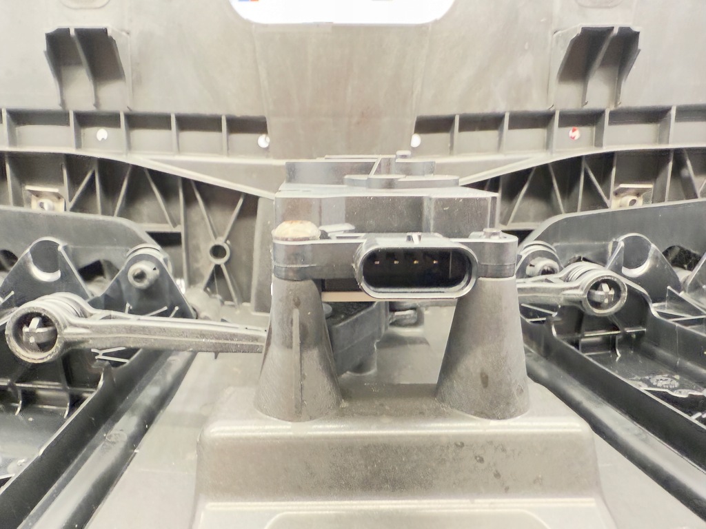 фото №10, Bmw g01 g02 повітропровід впуск повітря жалюзі lift lci 5a1da48