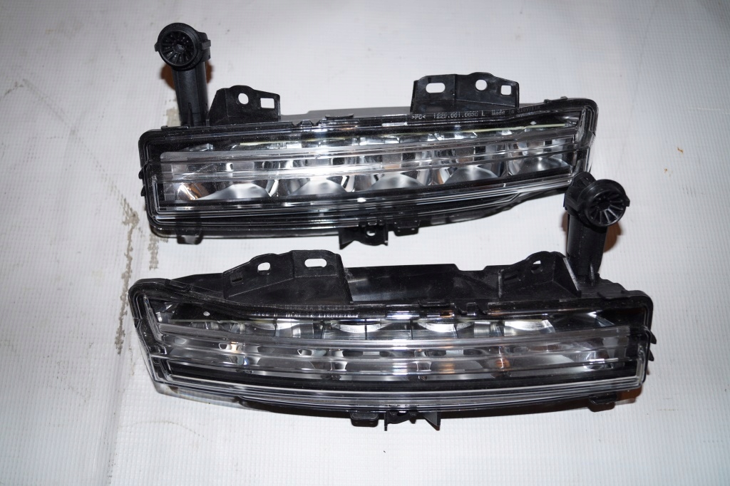 фото №1, Протитуманна фара лампа led правий range rover vogue 21-