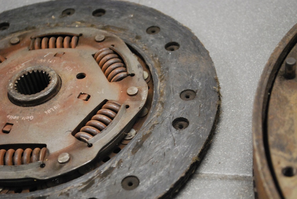 фото №11, Сцепление двухмассовый audi a8 d2 2.5 tdi 059141117e