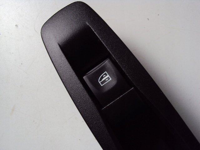 фото №3, Панель стекло задняя renault megane iv hb gt