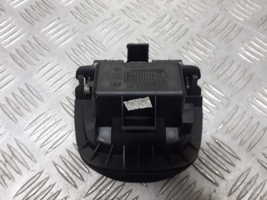 фото №3, Пепельница peugeot 206