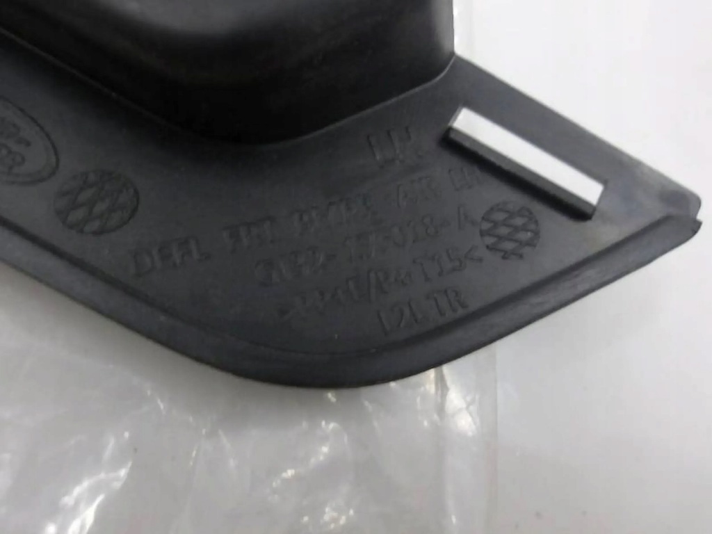 фото №3, Land rover range rover evoque l538 молдинг бампер лівий перед