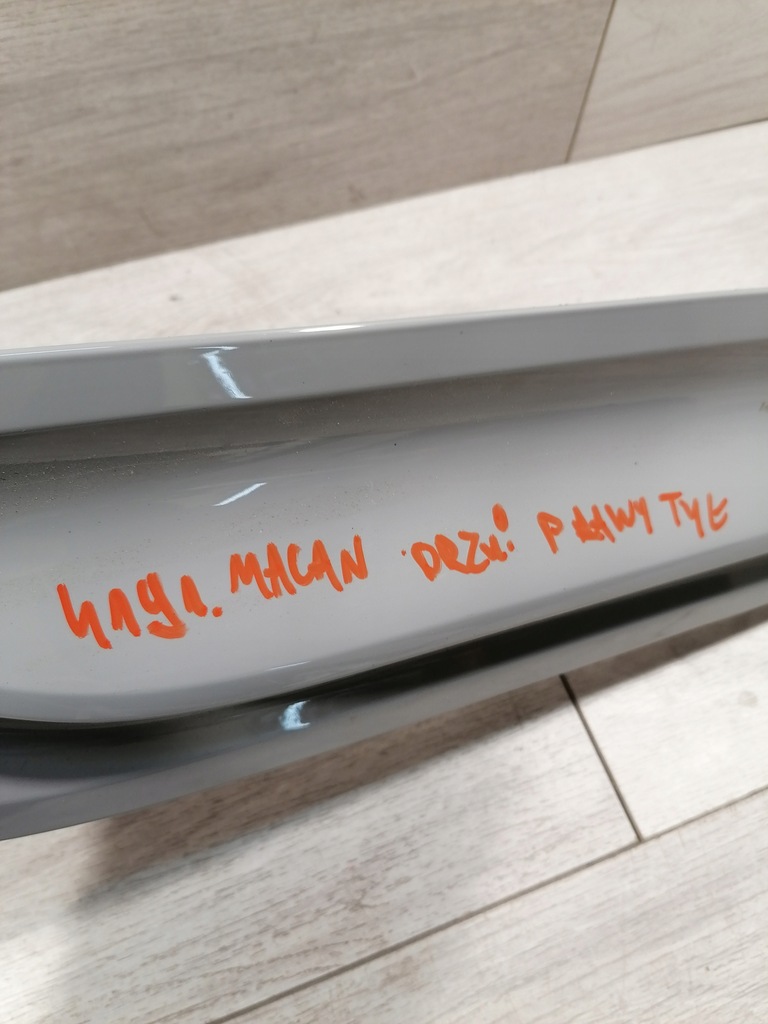 фото №10, Macan молдинг двері правий задня 95b8398901r