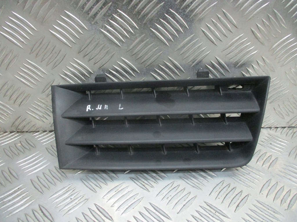 фото №1, Решётка бампера левая renault megane ii