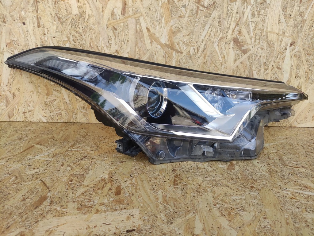 фото №1, Toyota c-hr 2018 лампи передні