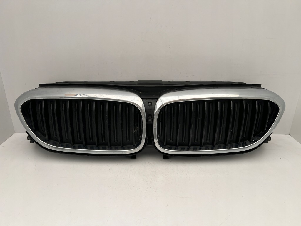 фото №1, Решітка радіатора жалюзі решітки радіатора bmw 5 g30 g31 przed liftem оригінал