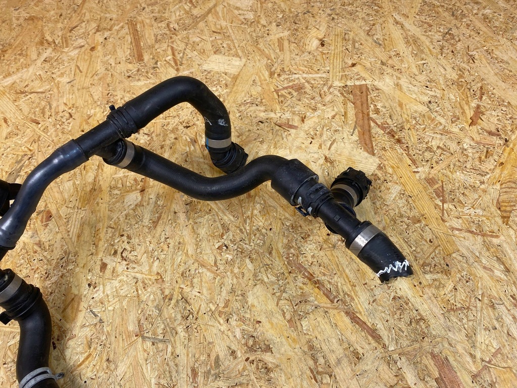 фото №9, Wąż труба шланг wody porsche taycan 9j1 9j1122058 2019-