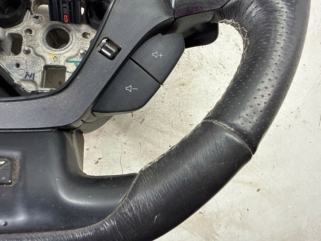 Купити Кермо  chevrolet camaro 84449716