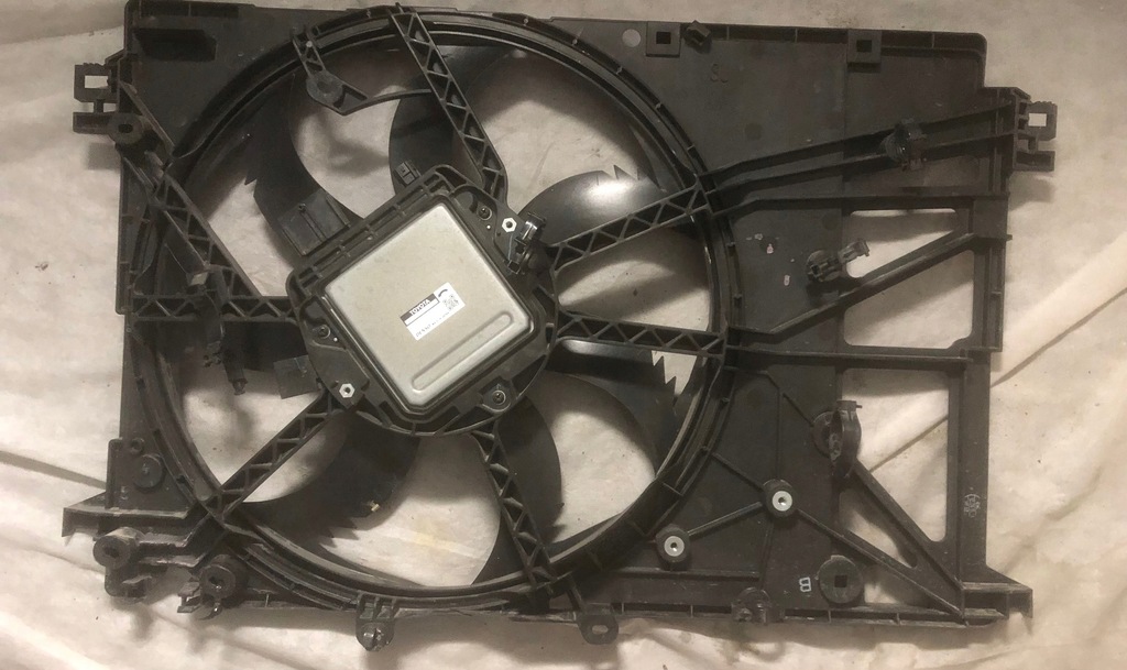 фото №1, Вентилятор радиатора lexus nx es toyota camry rav-4 оригинал