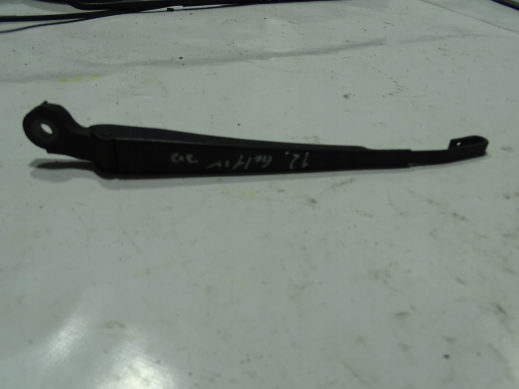 фото №1, Рычаг задний дворники golf iv 1j6955707a