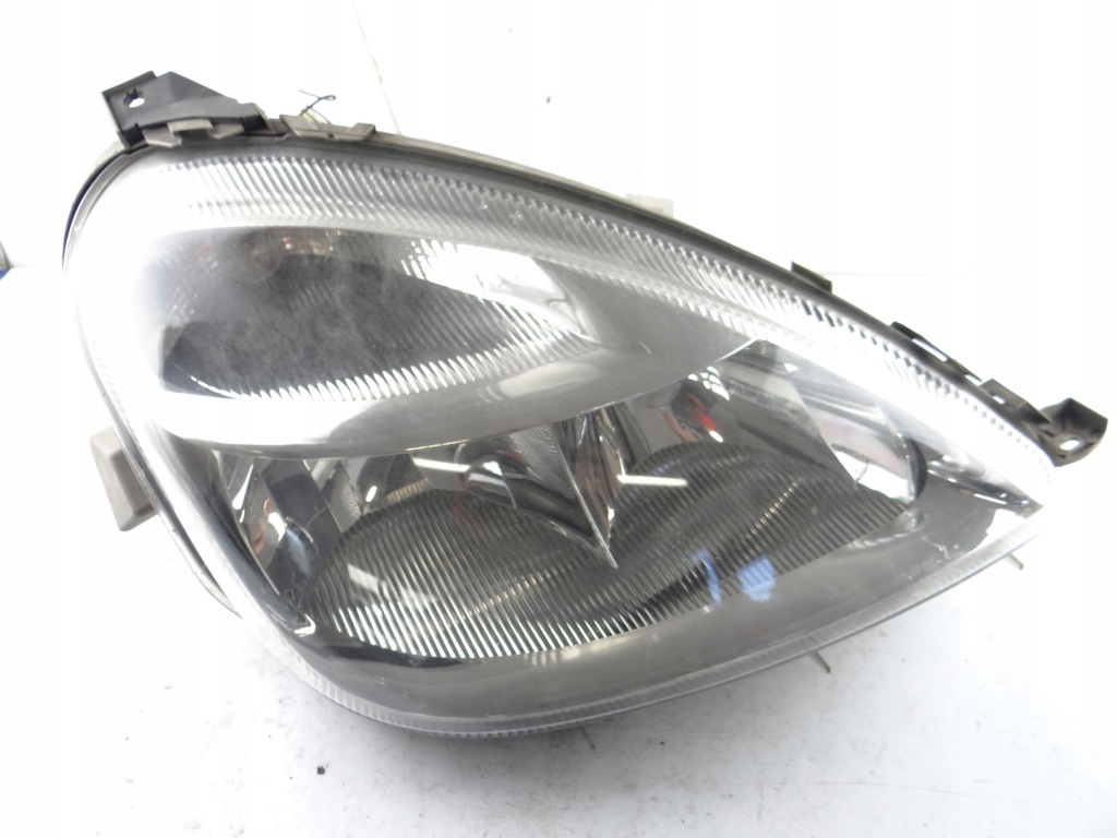 Купити Фара правий mercedes a140 a 168 820 18 61