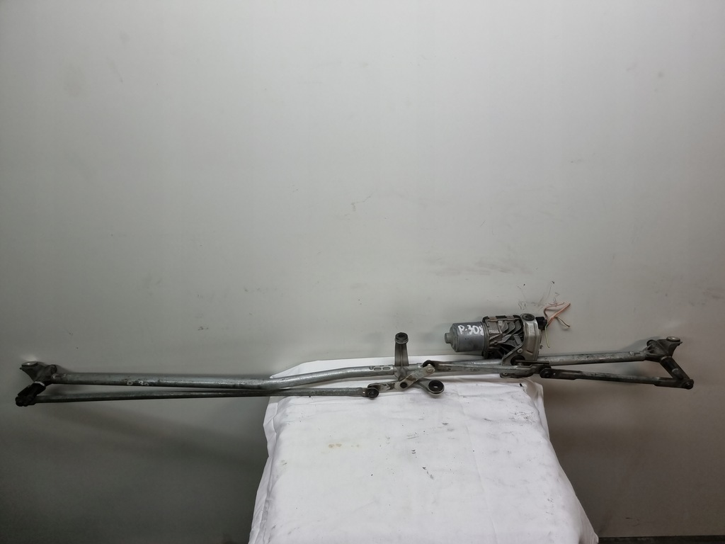 фото №1, Peugeot 308 механизм дворник