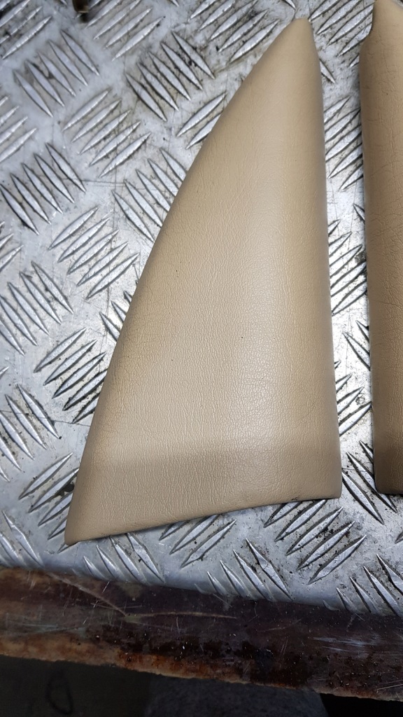 Mercedes ml w163 заглушка дзеркало трикутник ліва праве Оригінал