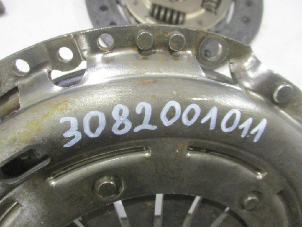 фото №10, Сцепление диск прижим колесо маховик комплект audi a4 b8 2.0 tdi 3082001011