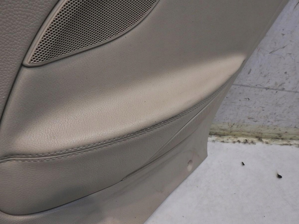 фото №8, Оббивка обшивка правий задня vw eos 1q0867044