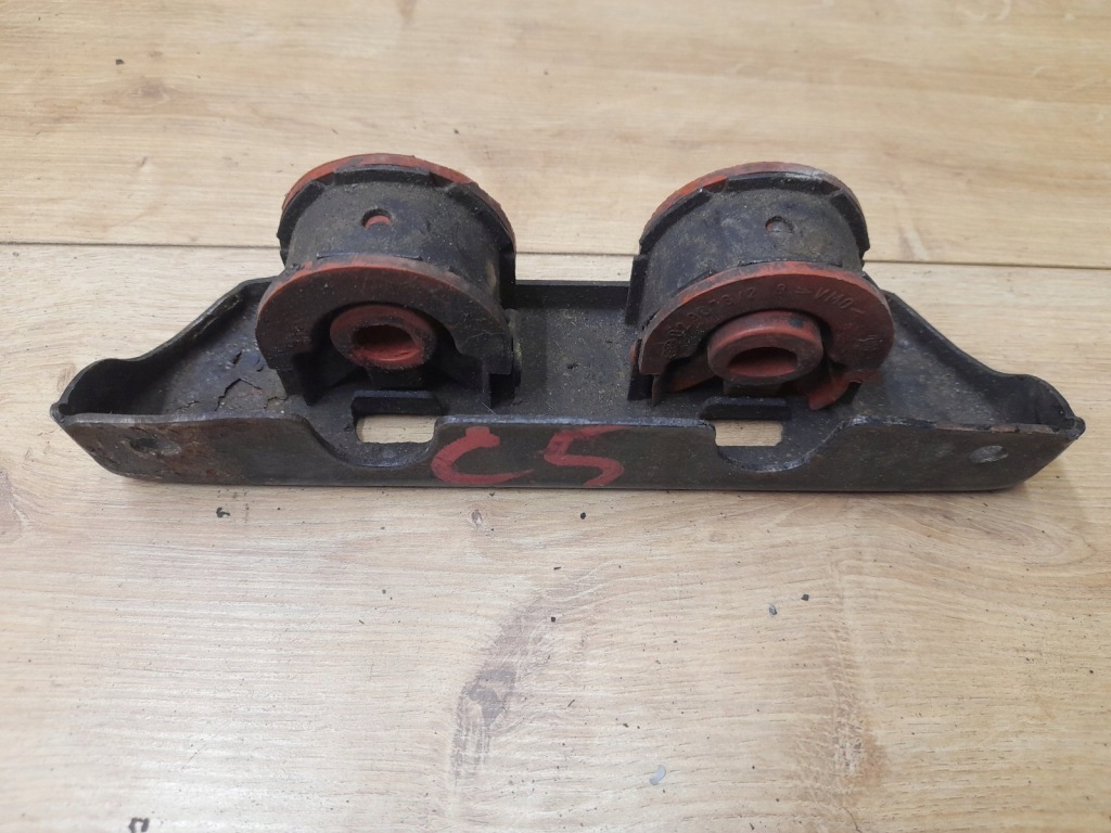 Купить Кронштейн подушка глушителя citroen c5 iii