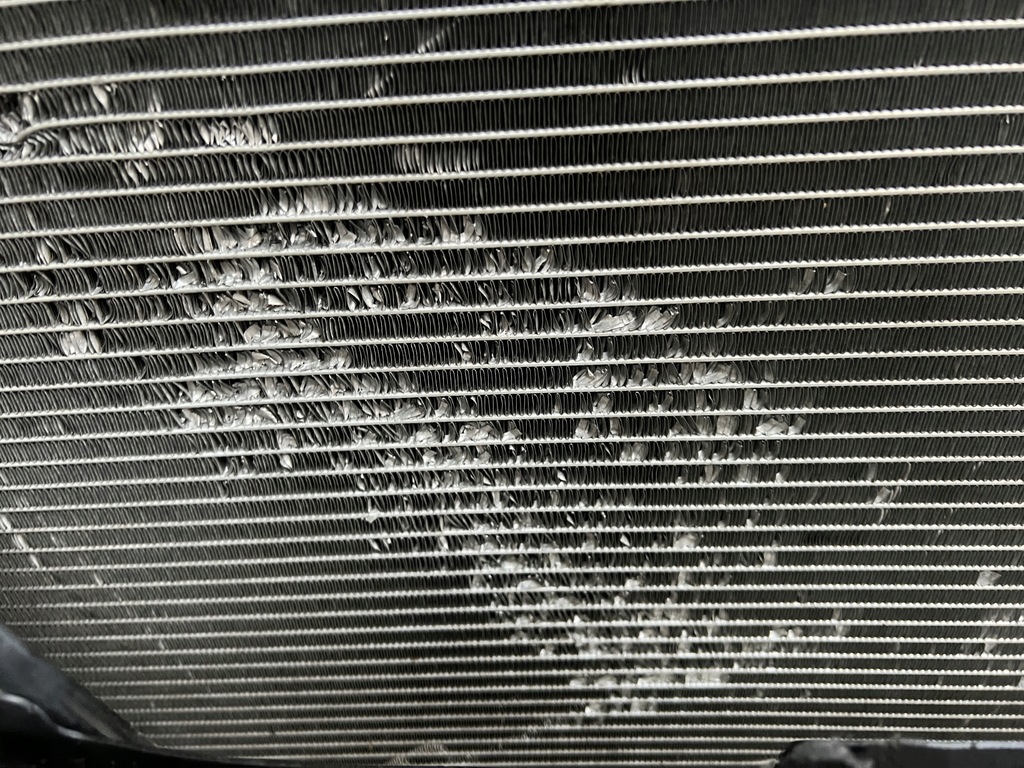 фото №11, Pas передній радіатор renault fluence гібрид