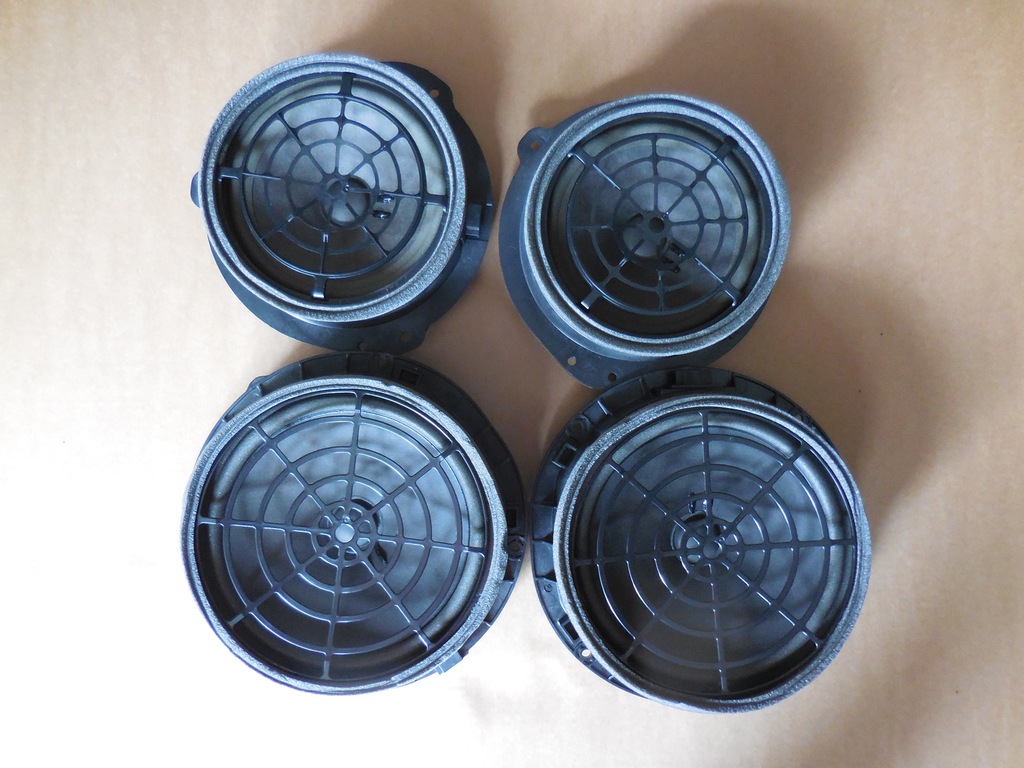 фото №1, Audi a4 b9 a5 f5 8w динамик дверь перед задняя