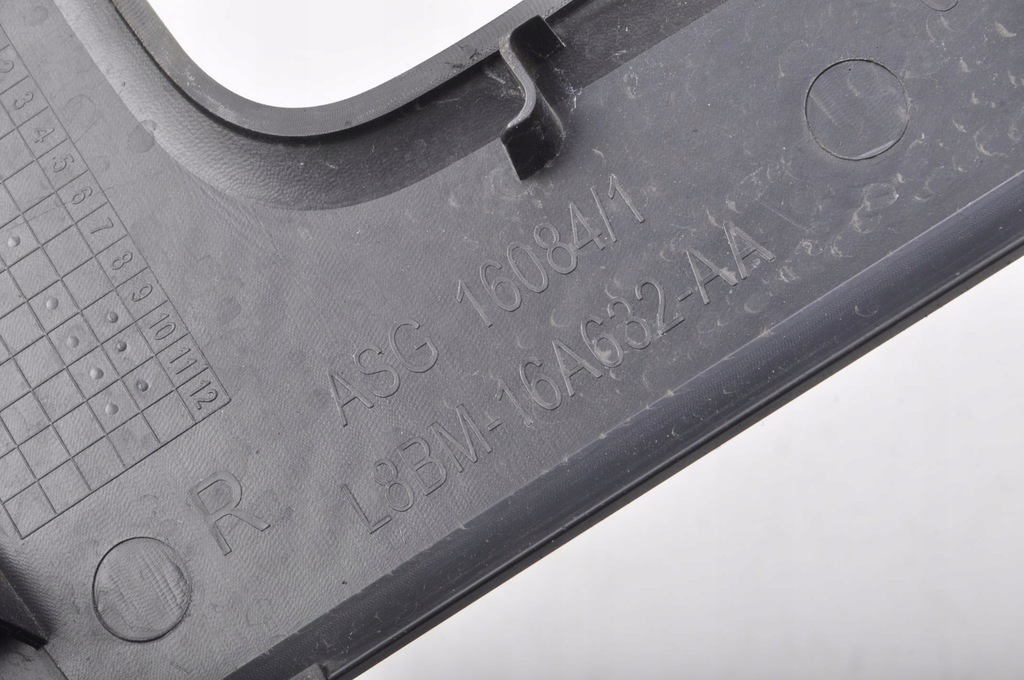 фото №12, Defender l663 корпус лампы правый задняя 21r