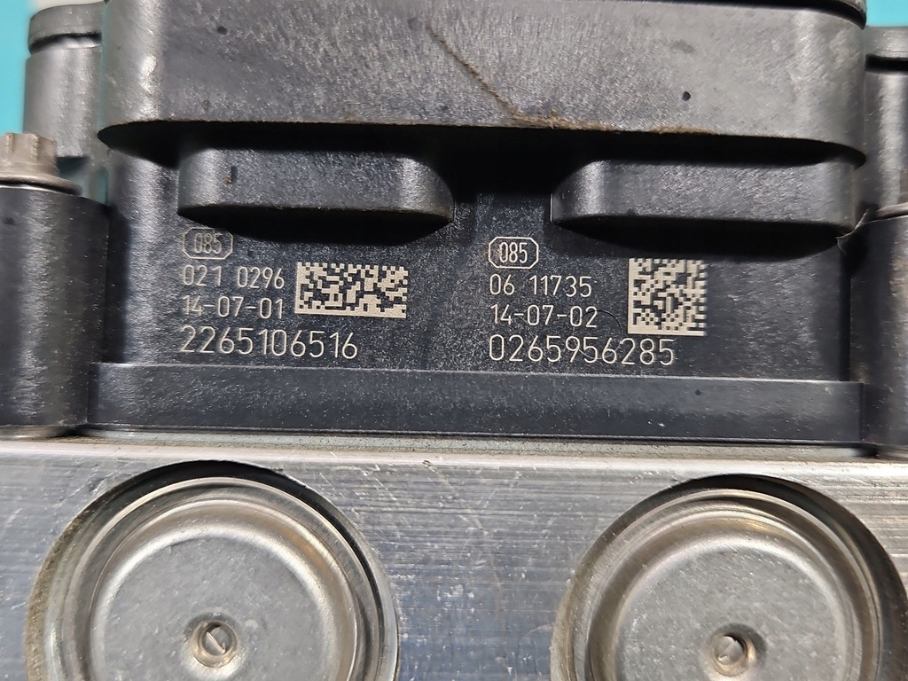 фото №9, Насос abs dacia duster i 10-18 47660-8845r, 0265956285