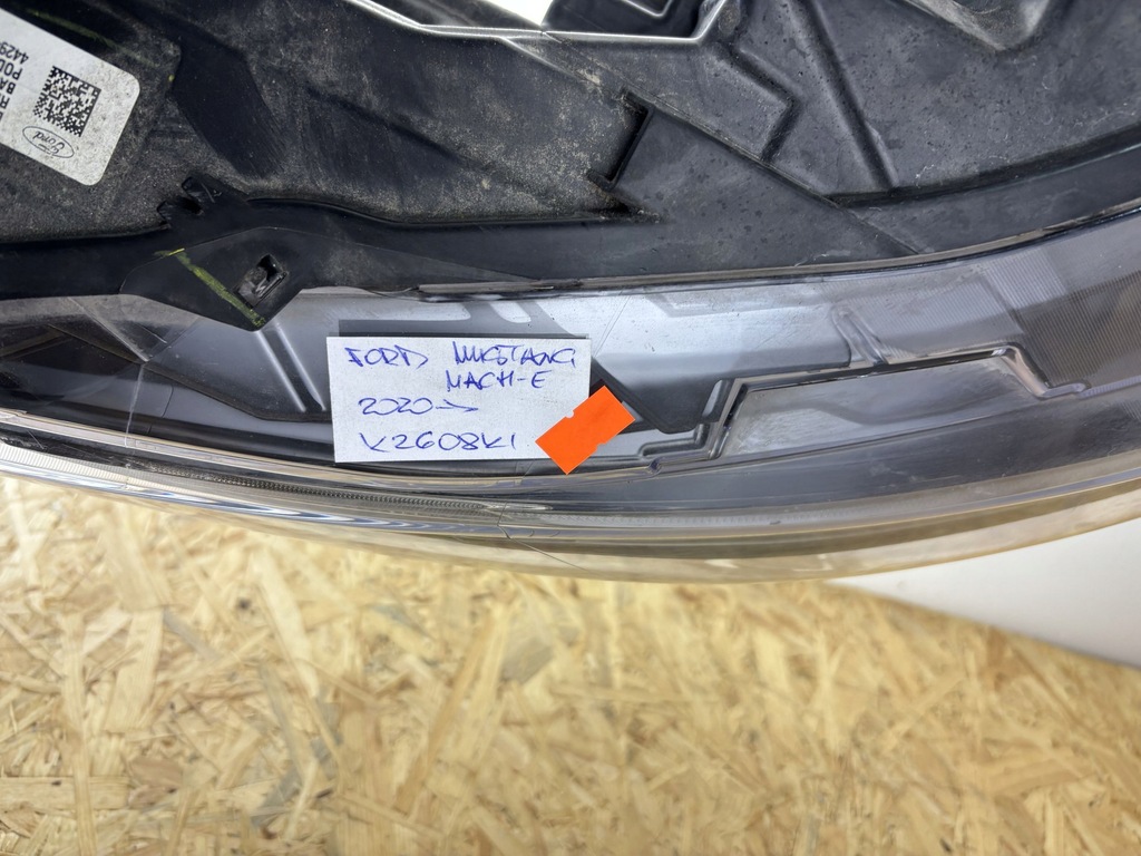 фото №12, Ford mustang mach-e 2022 лампи передні