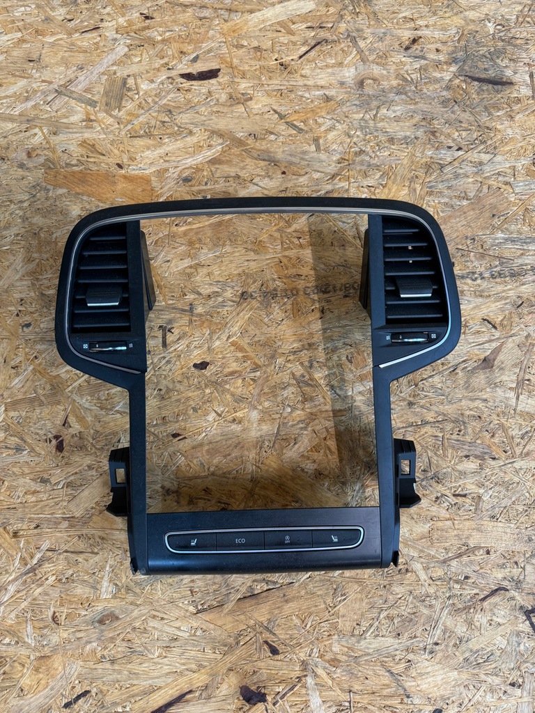 фото №1, Рамка середня консолі радіо решітка обдув renault megane iv панель підігрів