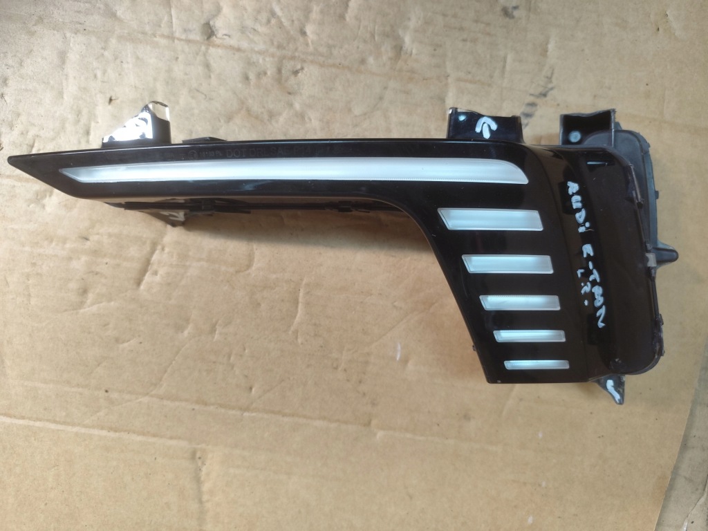 Купити Audi q7 4m0 e-tron led drl лівий перед передній