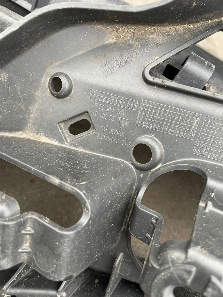 фото №11, Направляющие кронштейн бампера задняя bmw 2 gran coupe f44