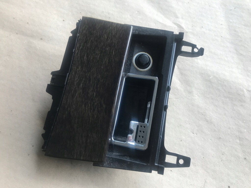 фото №6, Mercedes w204 glk пепельница dekor a2049200372