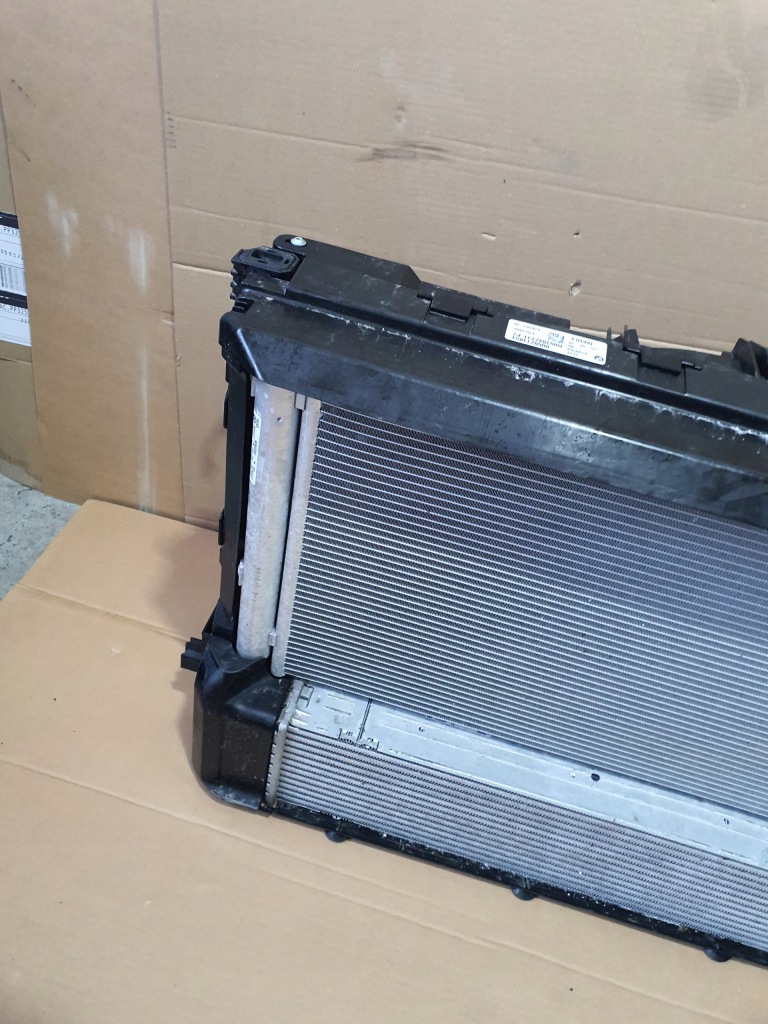 Радиатор вентилятор bmw 8 g15 14 Оригинал