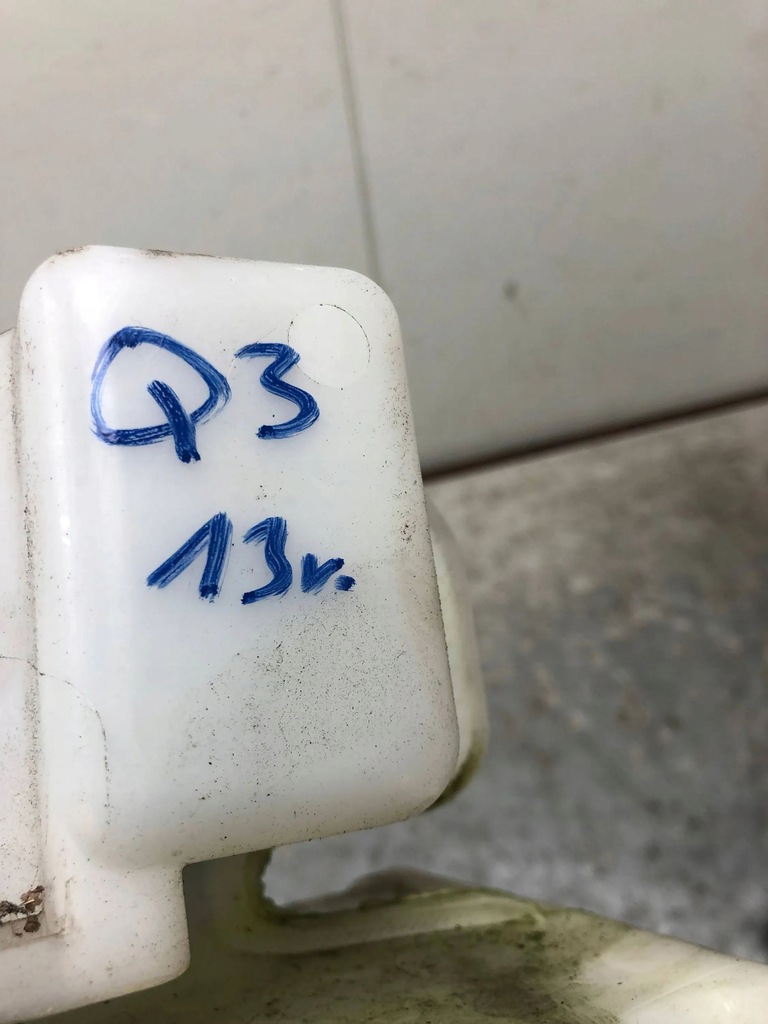 фото №5, Бачок омывателя audi q3 8u 8u0955451l