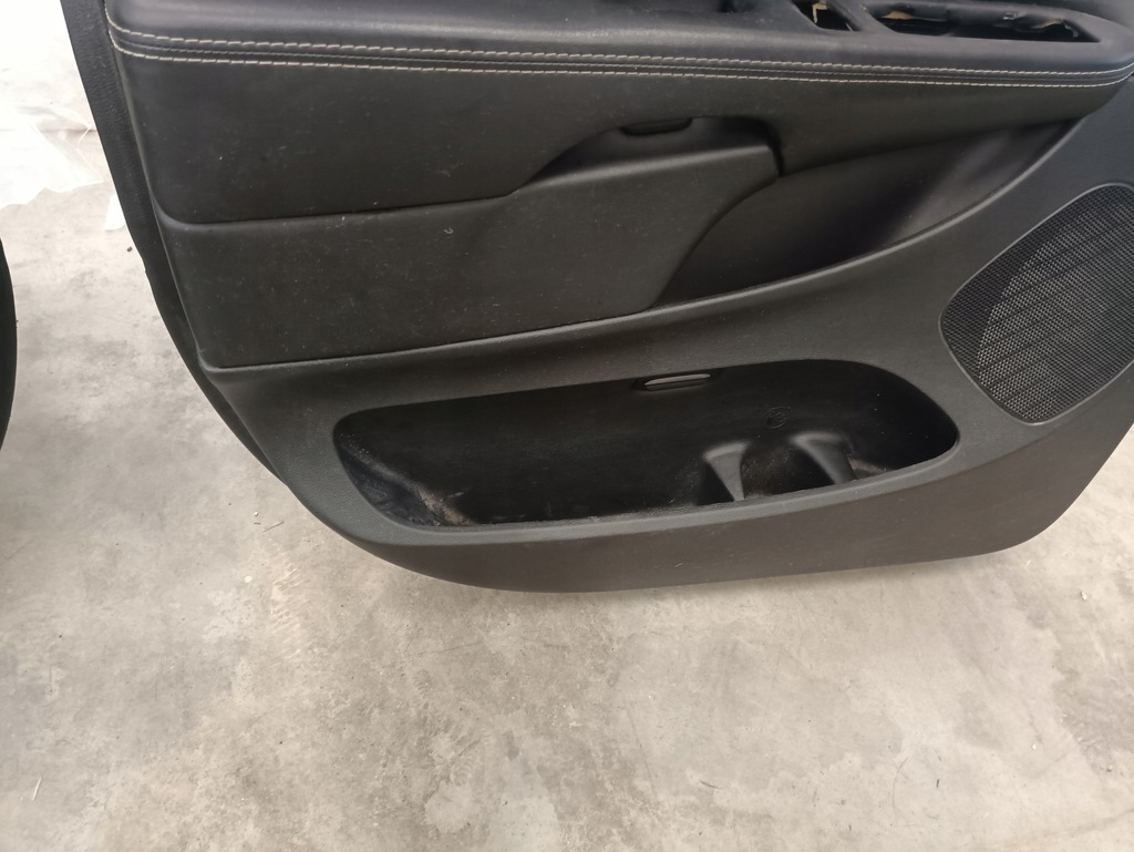 фото №9, Dodge grand caravan обшивка дверь перед