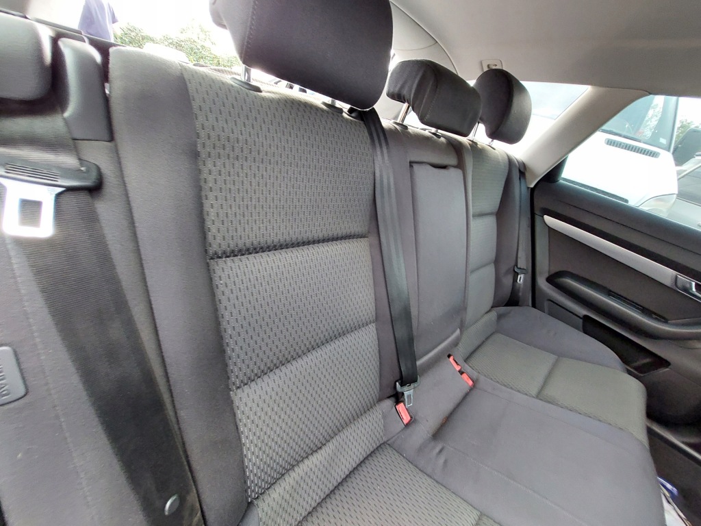 фото №1, Сиденья комплект левый правый заднее сиденье задняя audi a6 c6 kombi