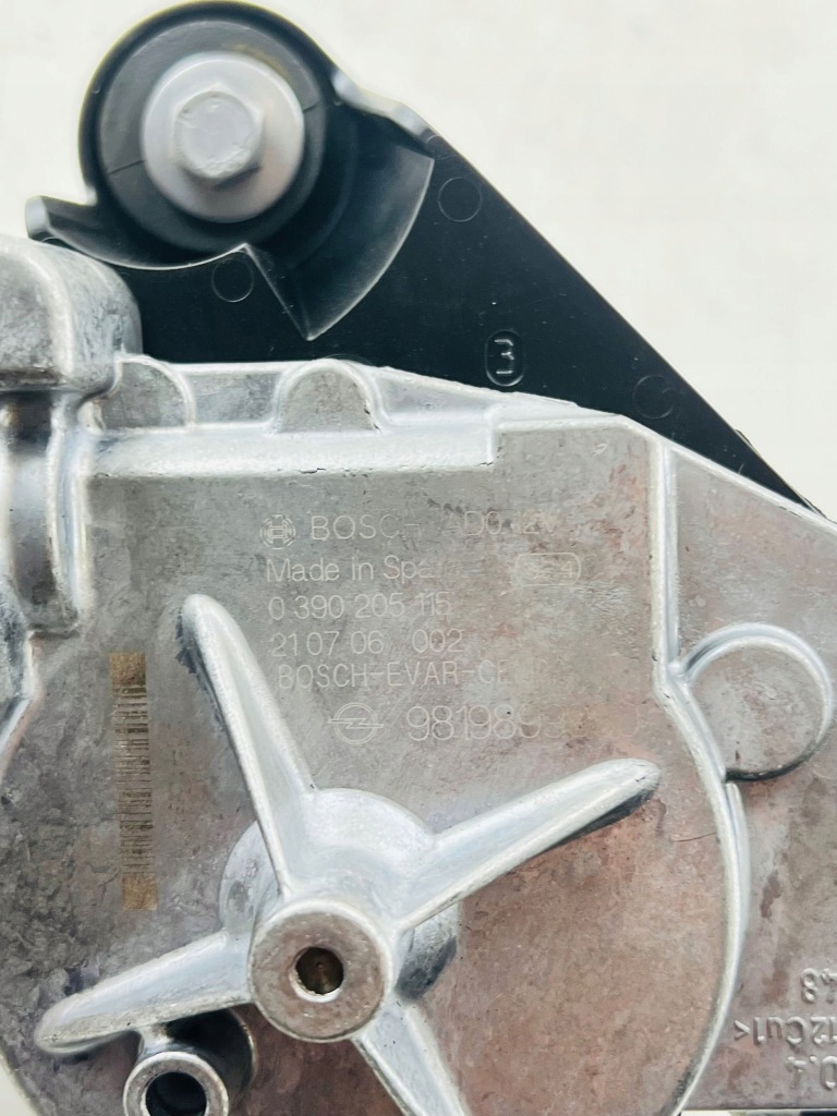 Купить Opel crossland x 2021 моторчик дворники задний 0309205115