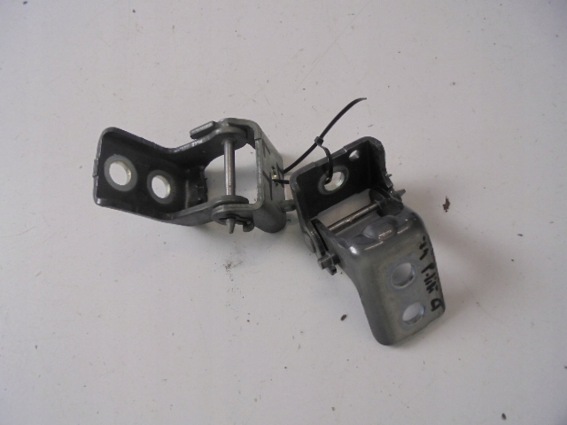 фото №2, Петлі двері лівий задня citroen c4 cactus przed lift 2014 rok ktpd