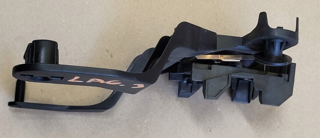 фото №7, Кронштейн кронштейн сидіння лівий перед renault laguna iii оригінальний номер 242100003r