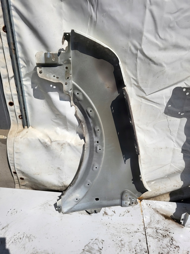 фото №9, Ford connect передний правый перед крыло mk1