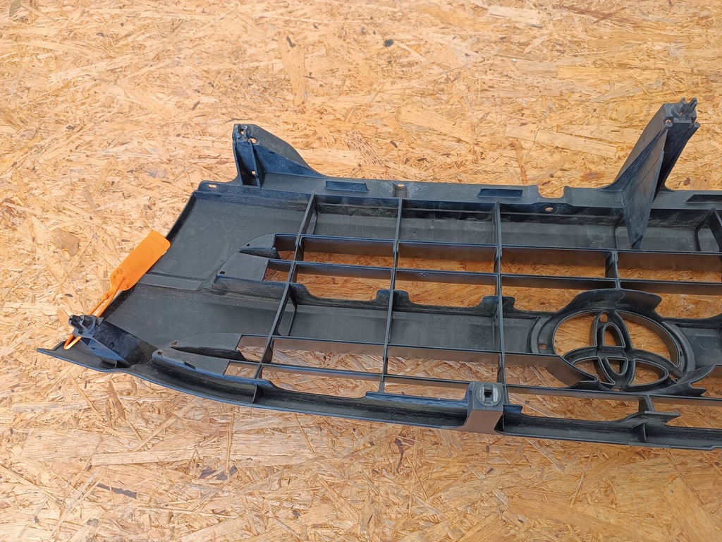 фото №7, Решётка решётка радиатора бампера перед решётка радиатора toyota hilux vi 2002-