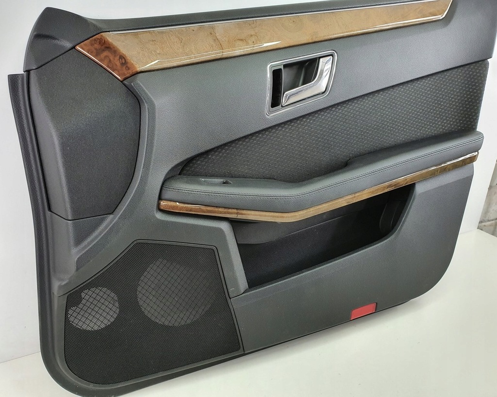 фото №5, Обивка обшивка правый перед mercedes w212 europa