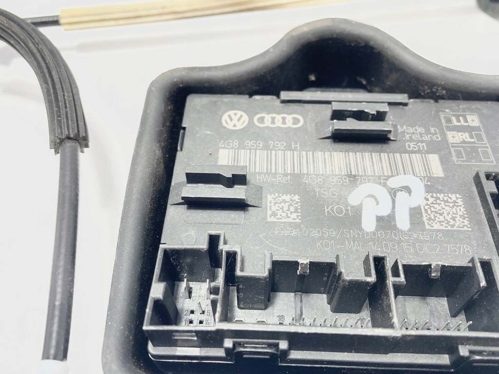 фото №9, Audi a7 4g c7 lift доводчик дверь левый правый перед замок модуль комплект