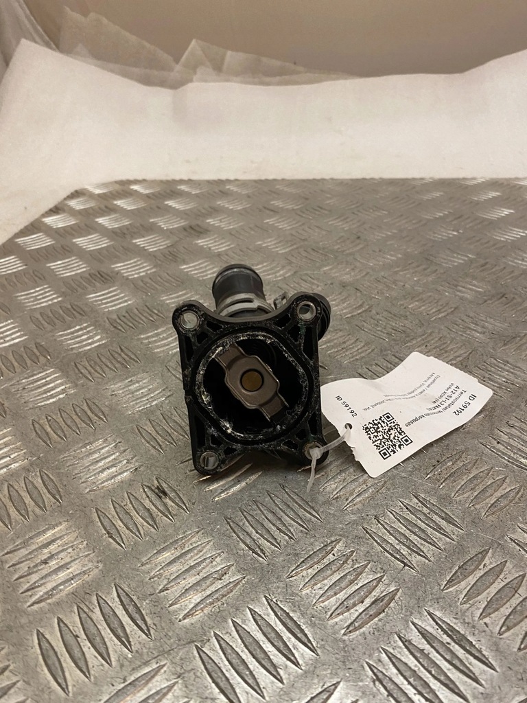 фото №5, Volvo xc90 2019 термостат / корпус термостата