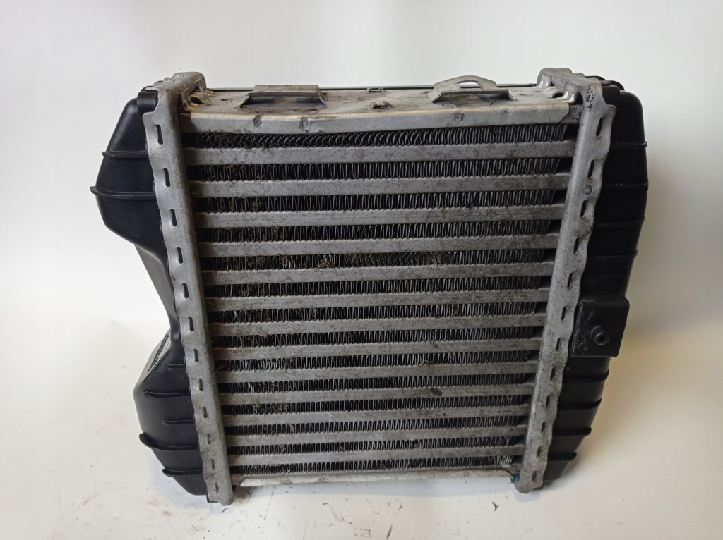 Радіатор інтеркулер smart 0.7 t 0003007v005 Зі Шроту