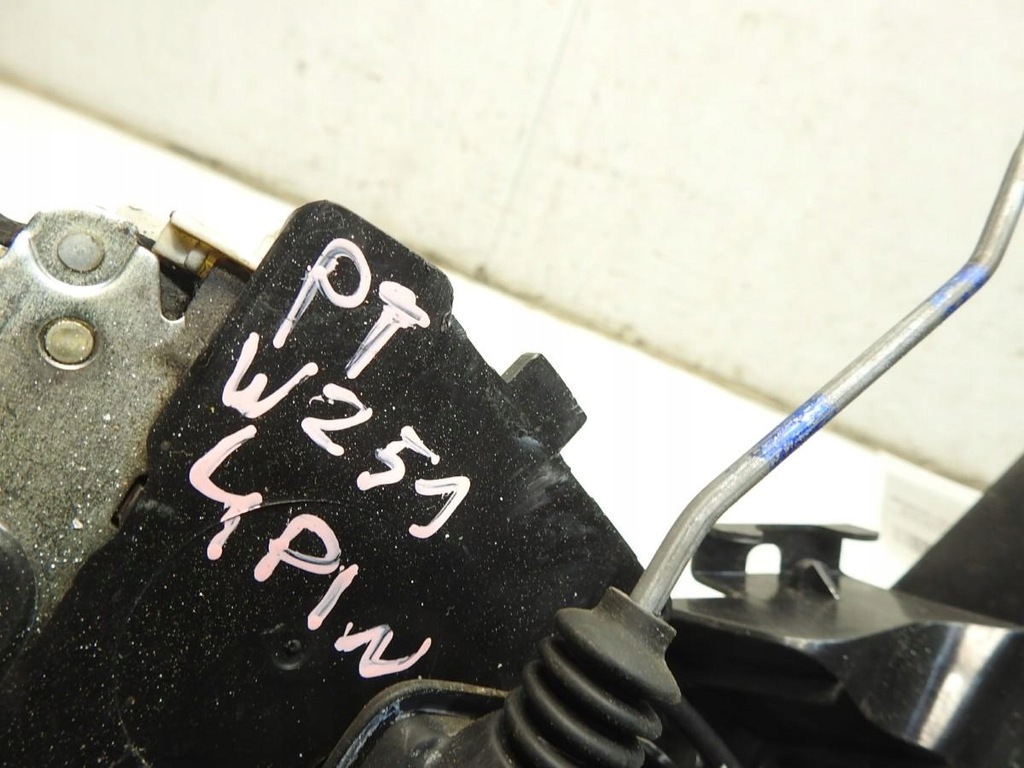 фото №2, Замок дверь правый задняя 4 pin mercedes r w251 1697302235